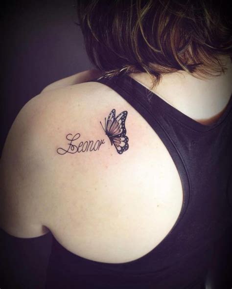 mariposa con nombre tatuaje|la mitad de marioza tattoo.